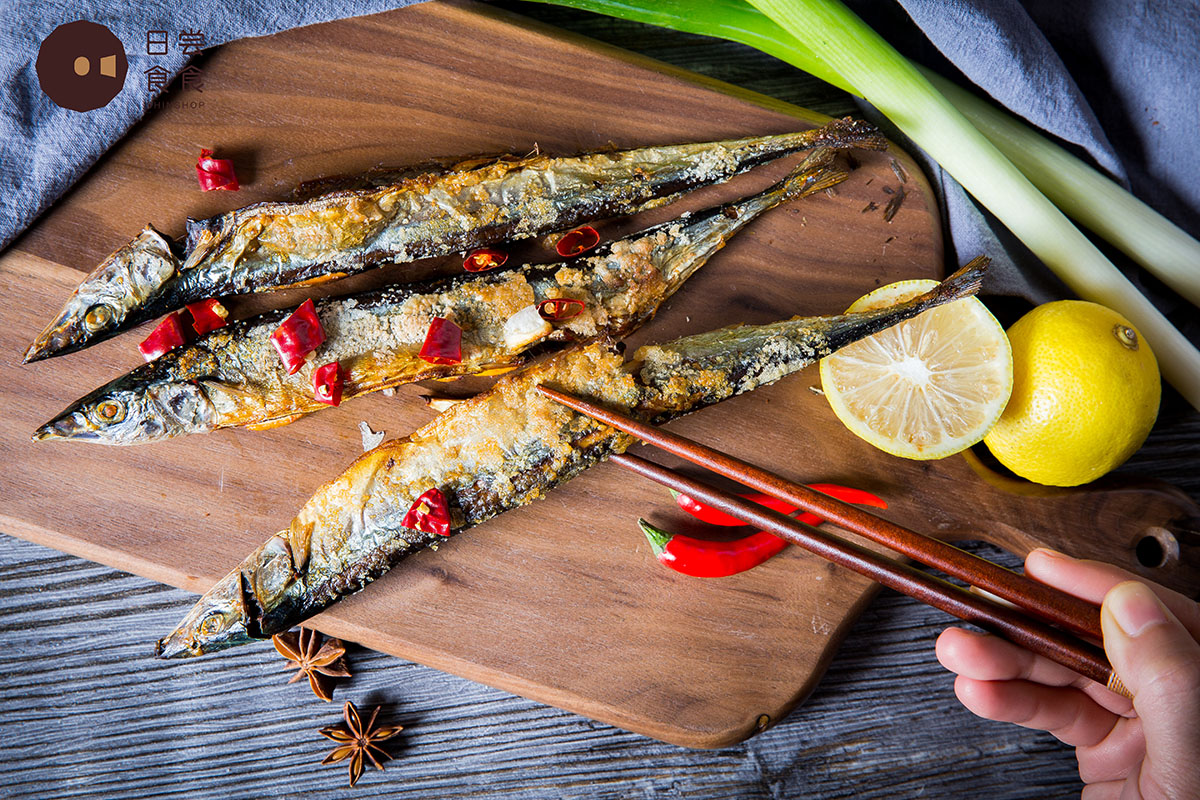 秋刀魚(yú)的滋味 一口穿越時(shí)光的海風(fēng)饋贈(zèng)